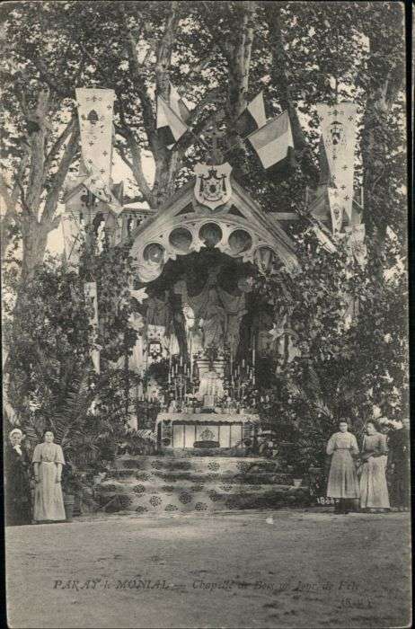 Paray-le-Monial Chapelle de Bois