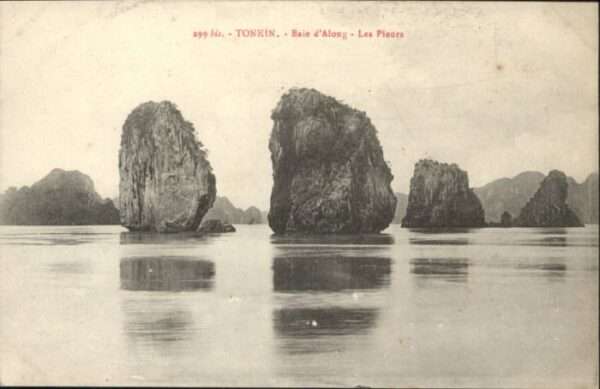 Tonkin Baie d Along Pleurs