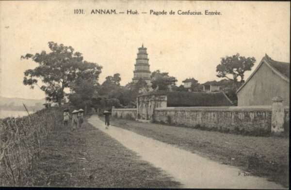 Hue Annam Vietnam Hue Annam Pagode Confucius Entree