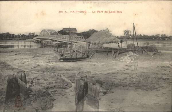 Haiphong Port Lack Tray