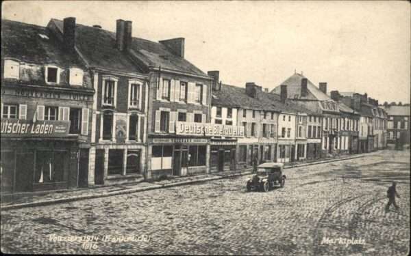 Vouziers Marktplatz  Deutsche Bierquelle