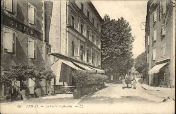 Privas Petite Esplanade Pferd