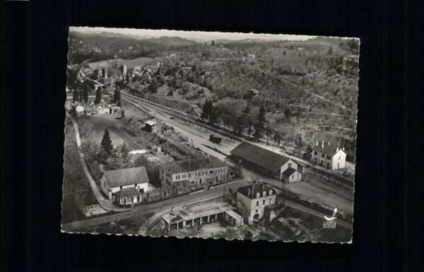 Les Eyzies-de-Tayac-Sireuil Fliegeraufnahme Gare