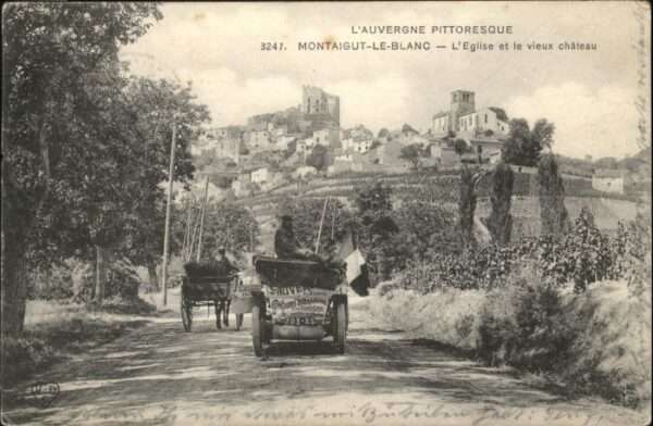 Montaigut-le-Blanc Puy-de-Dome Montaigut-le-Blanc Eglise Chateau