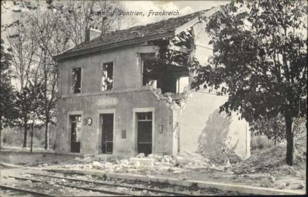Dontrien Bahnhof Zerstörung