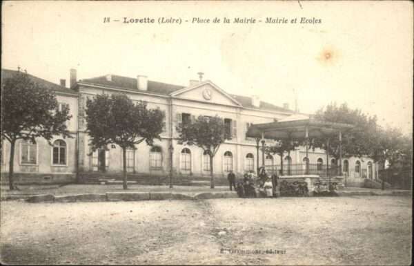 Lorette Loire Place Mairie Ecole