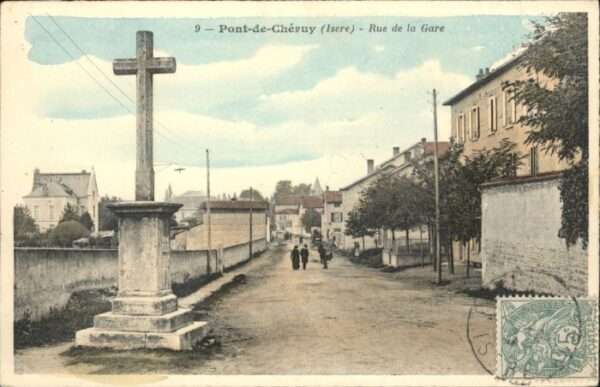 Pont-de-Cheruy Isere Rue Gare