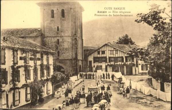 Ascain Fete Procession Saint-Sacrement