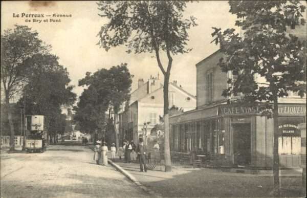 Le Perreux-sur-Marne Le_Perreux Strassenbahn  Avenue Bry Pon