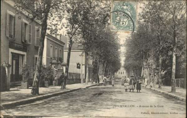 Avallon Avenue Gare