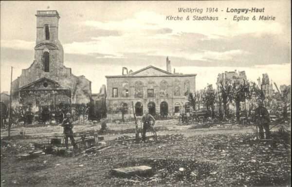 Longwy Lothringen Longwy-Haut Kirche Stadthaus Eglise Mai