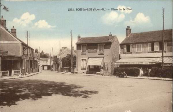 Bois-le-Roi Seine-et-Marne Place Cite