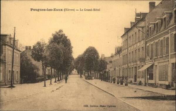 Pougues-les-Eaux Nievre Grand Hotel