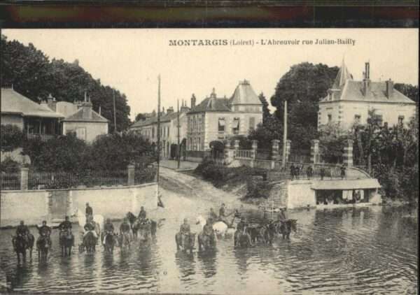 Montargis Loiret Abreuvoir Rue Julien-Bailly