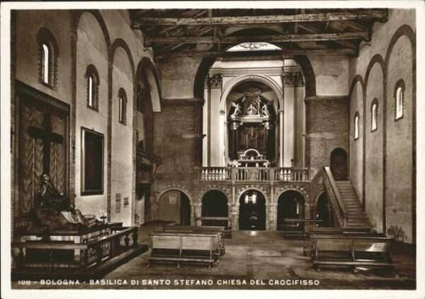 Bologna Basilica Santo Stefano Chiesa Crocifiss