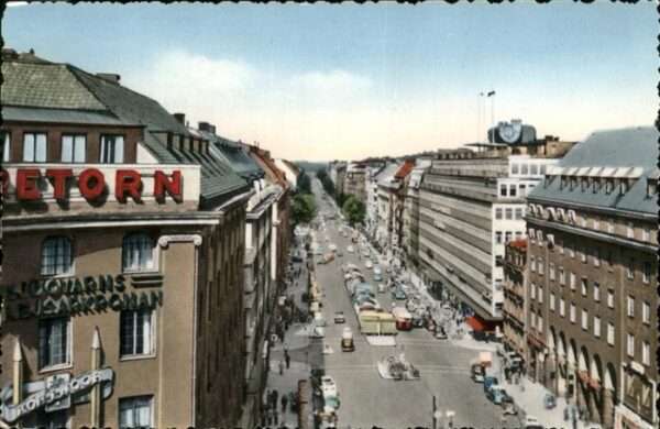 Stockholm Sveavägen fran Kungsgatan