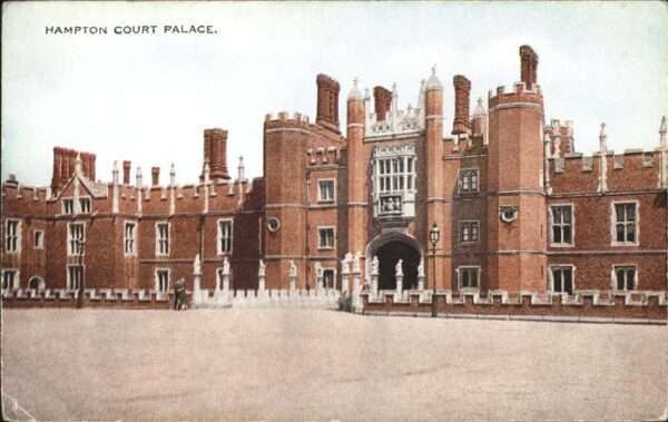 Hampton Cotswold Court Place