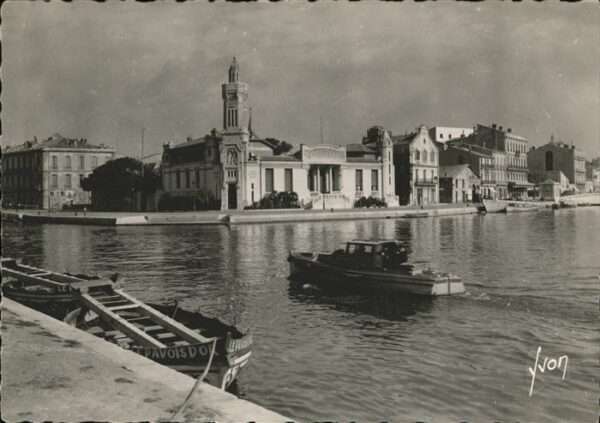 Sete Herault Palais Consulaire Schiff