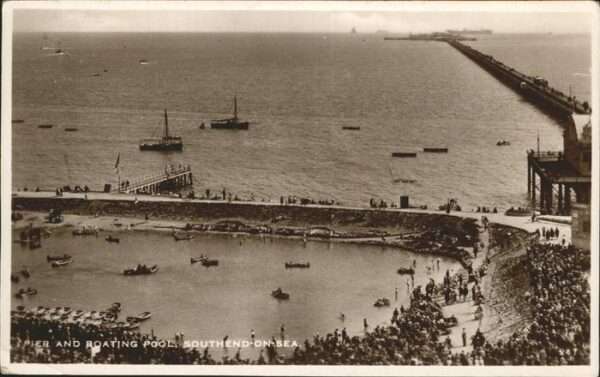Southend-on-Sea Pier
Roating Pool
