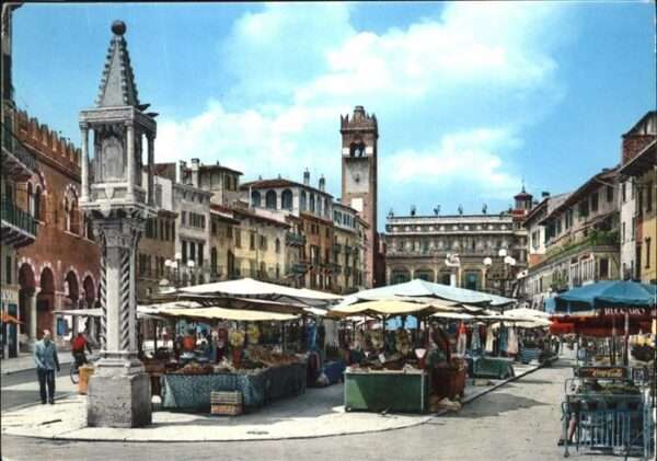Verona Veneto Piazza delle Erbe