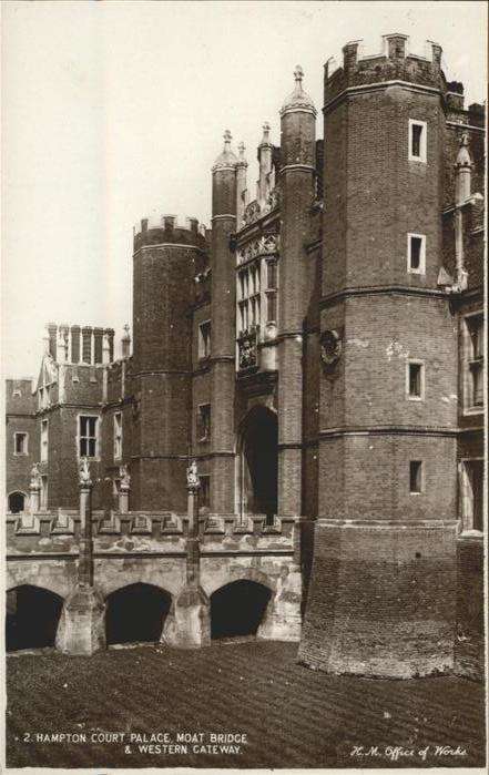 Hampton Court Court Palace