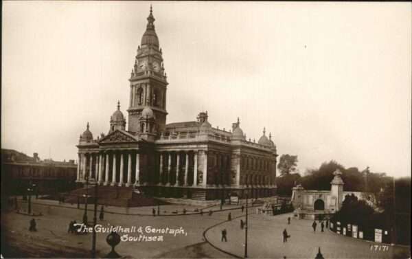 Southsea Guildhall
Genotaph