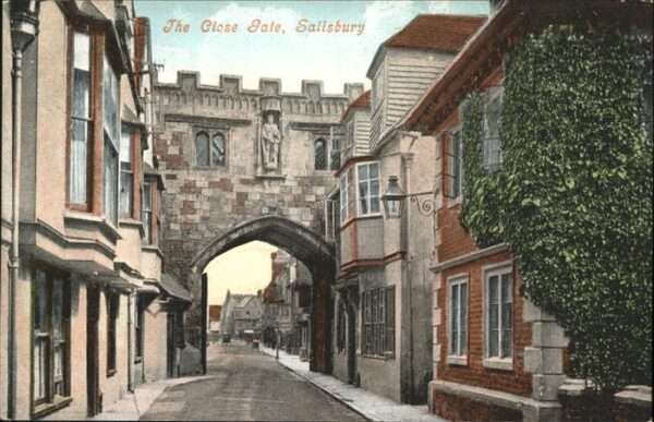Salisbury Wiltshire Close Gate