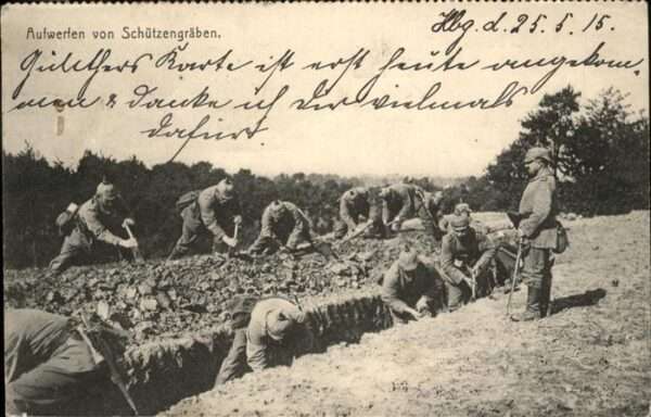 Militaria Aufwerfen von Schützengräben
