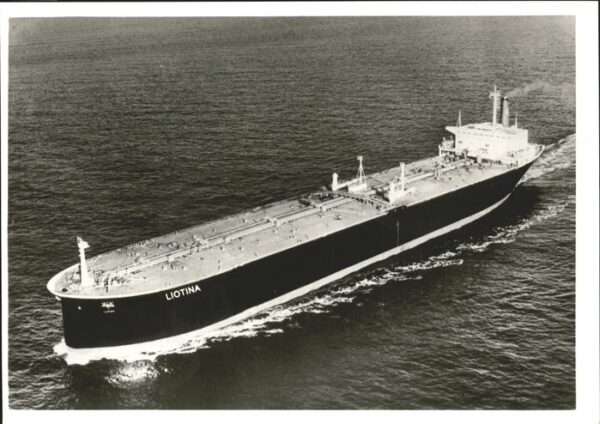 Schiffe Ships Navires Fliegeraufnahme Liotina