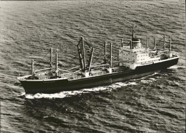Schiffe Ships Navires Fliegeraufnahme MS Hannover