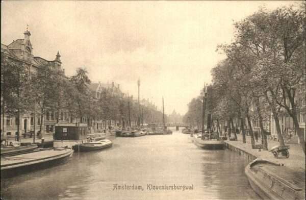 Amsterdam Niederlande Kloveniersburgwal Schiff