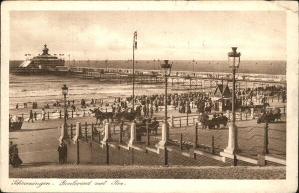 Scheveningen Boulevard met Pier Kutsche