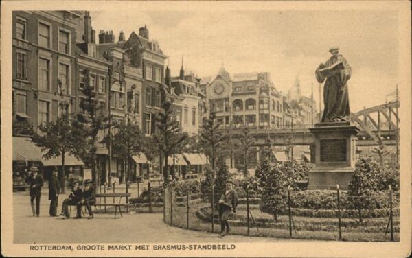 Rotterdam Groote Markt Erasmus Standbeeld