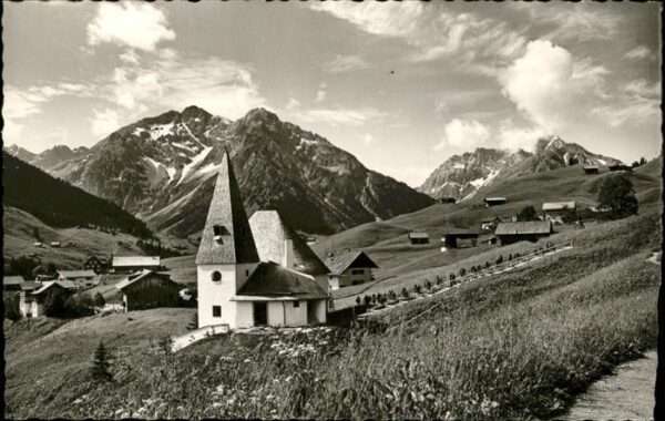 Hirschegg Kleinwalsertal Vorarlberg Kreuzkirche