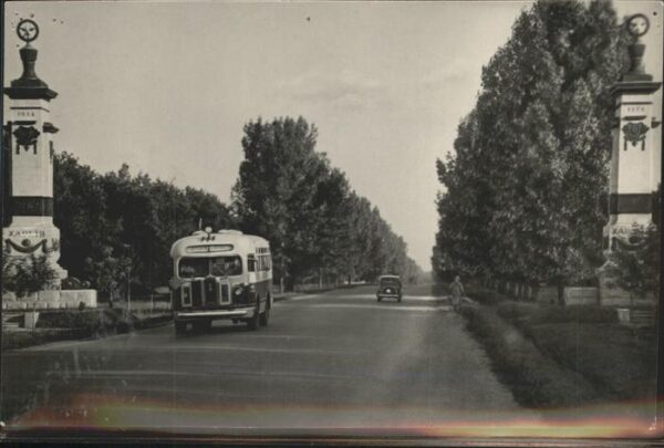 Russland Bus Denkmal