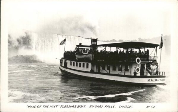 Niagara Falls Ontario Maid of the Mist Pleasure Boat