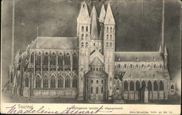 Tournai-sur-Dive Cathedrale