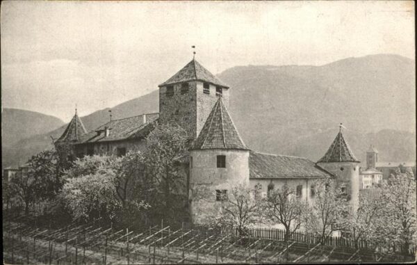 Bozen Suedtirol Marchtsch Schloss Bozen