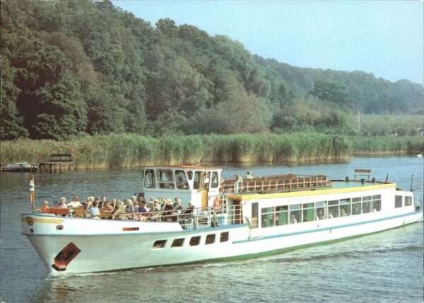 Schiffe Ships Navires Strandbad Ferch Potsdam