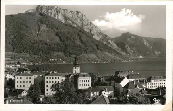 Gmunden Salzkammergut Schlafende Grtechin
