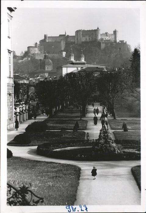 Salzburg Oesterreich Mirabellengarten Hohe Festung