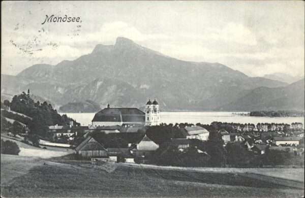 Mondsee Salzkammergut Teilansicht Mondsee Kloster Stiftskirch