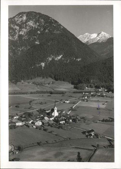 St Martin Lofer Teilansicht St. Martin Saalachtal Stein