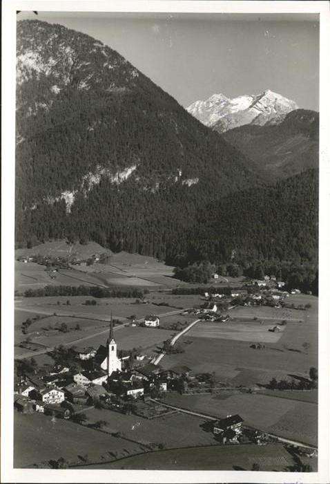 St Martin Lofer Teilansicht St. Martin Saalachtal Stein