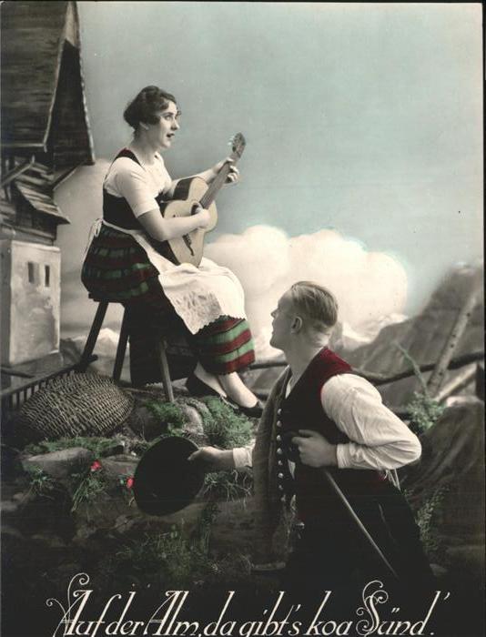 Gitarre Alm Trachten