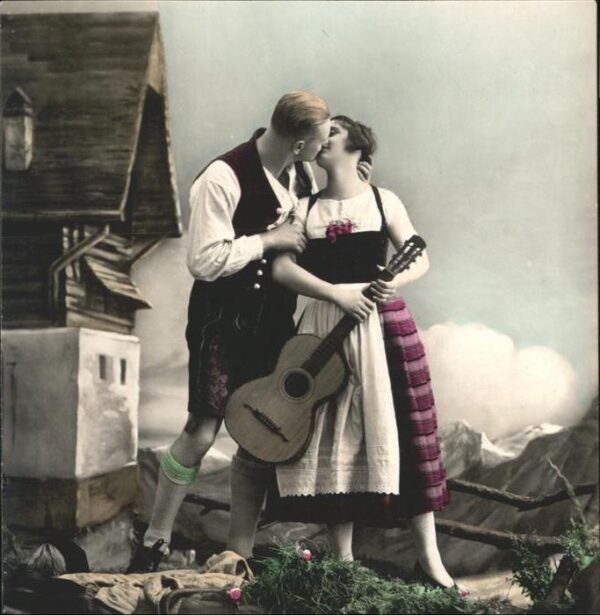 Gitarre Alm Trachten