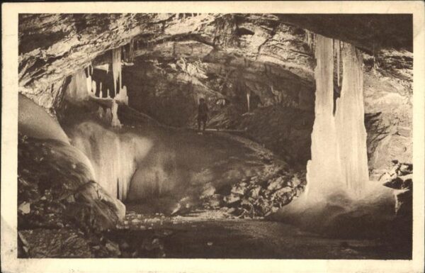 Hoehlen Caves Grottes Eisriesenwelt Tennengebirge Salzburg