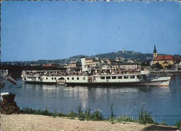 Dampfer Seitenrad Schönbrunn Donau