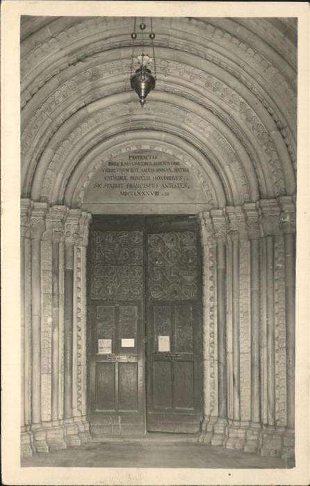 Gurk Turm zu Gurk romanisches Hauptportal Tü
