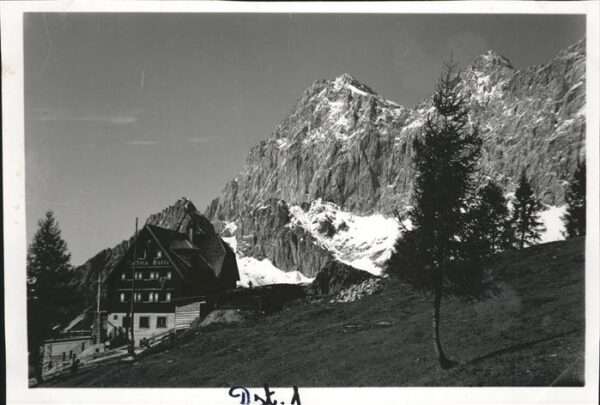 Austriahuette Dachstein